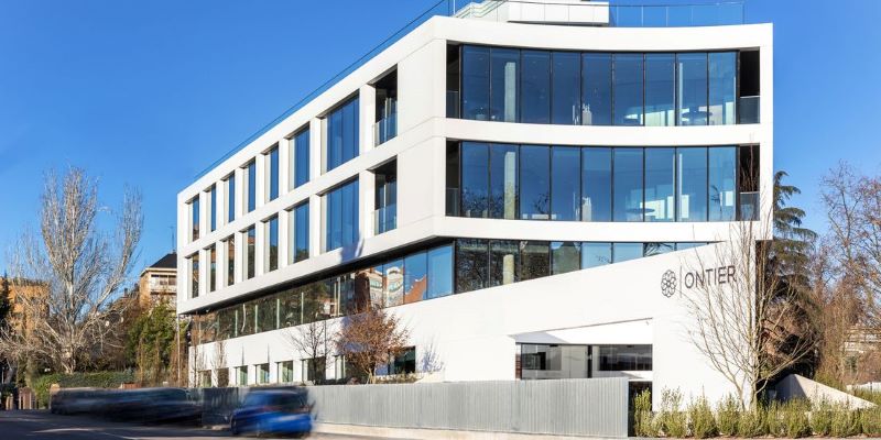 建物利用者の健康、生産性、そしてESGパフォーマンス向上を支援するスペインの健康空間進展への取組み