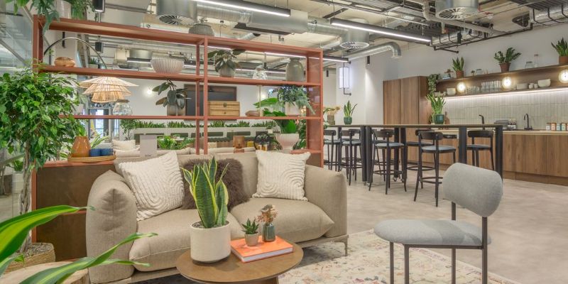 Kobaが英国マンチェスターで、世界初の「WELL Coworking」認証を受けたフレキシブルワークスペースを開設